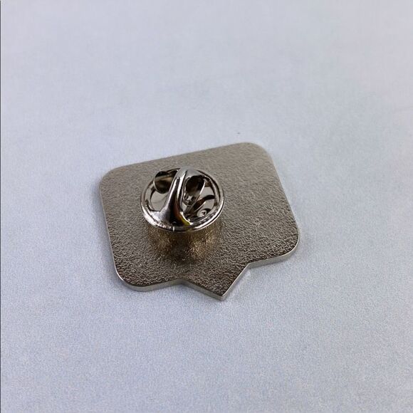 IG “Like” Enamel Pin/ Brooch Brooch - Picture 3 of 4